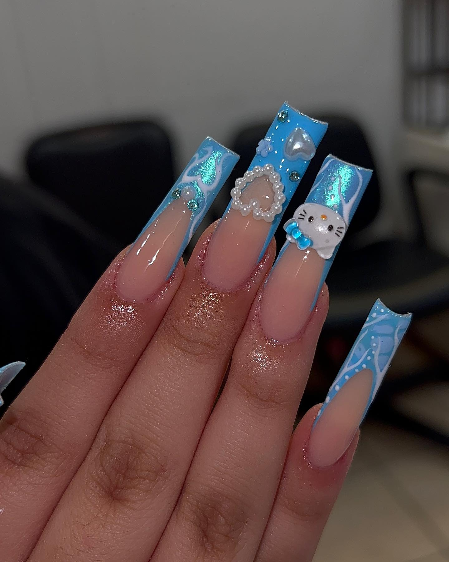 Blue Hello Kitty | Beauty Birdie