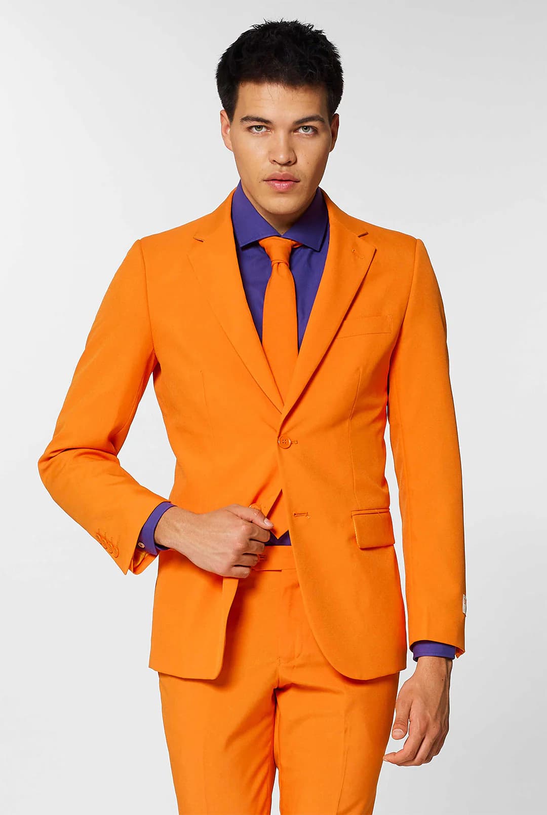 Brightly colored suit | Beauty Birdie