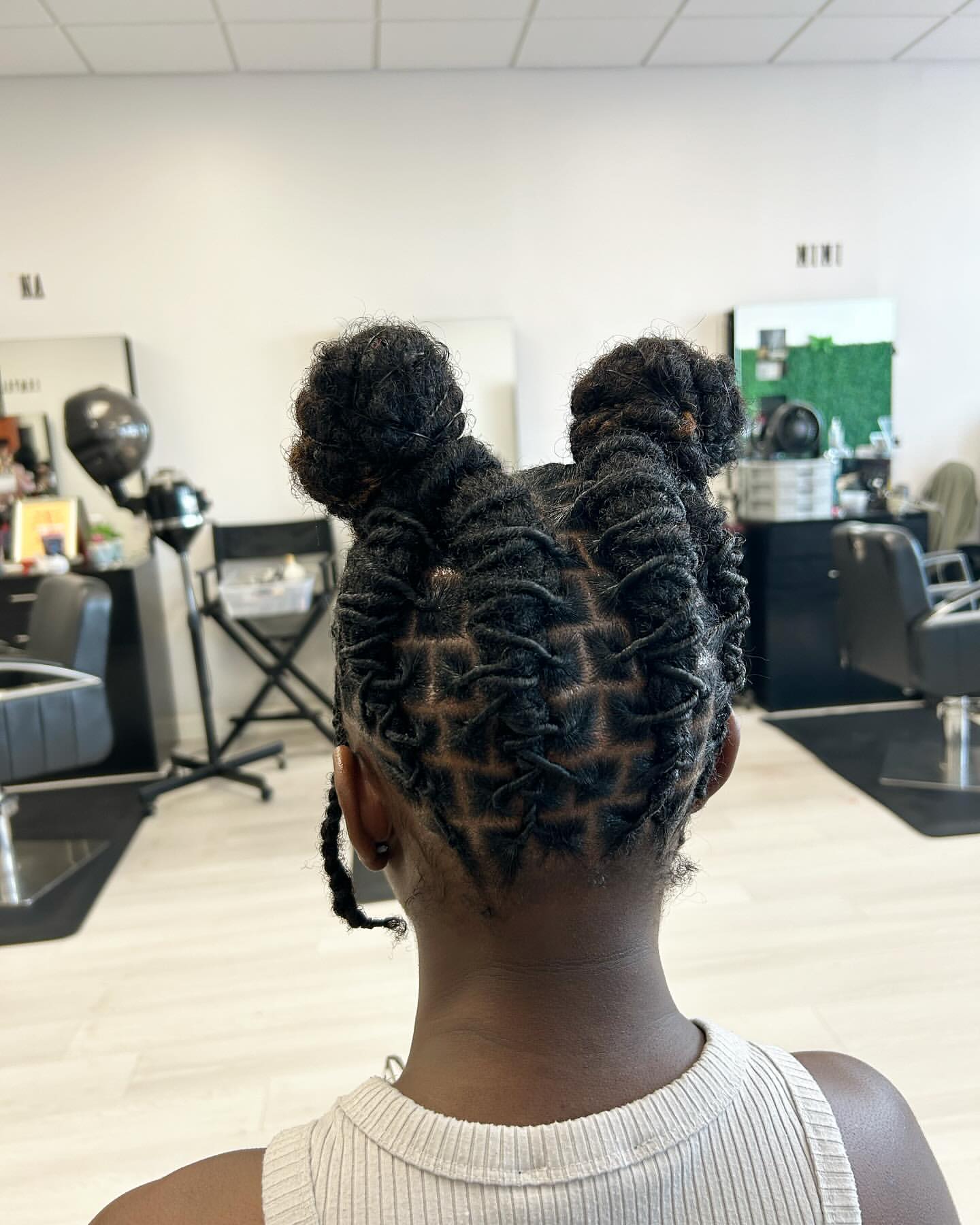 Bun Twists | Beauty Birdie