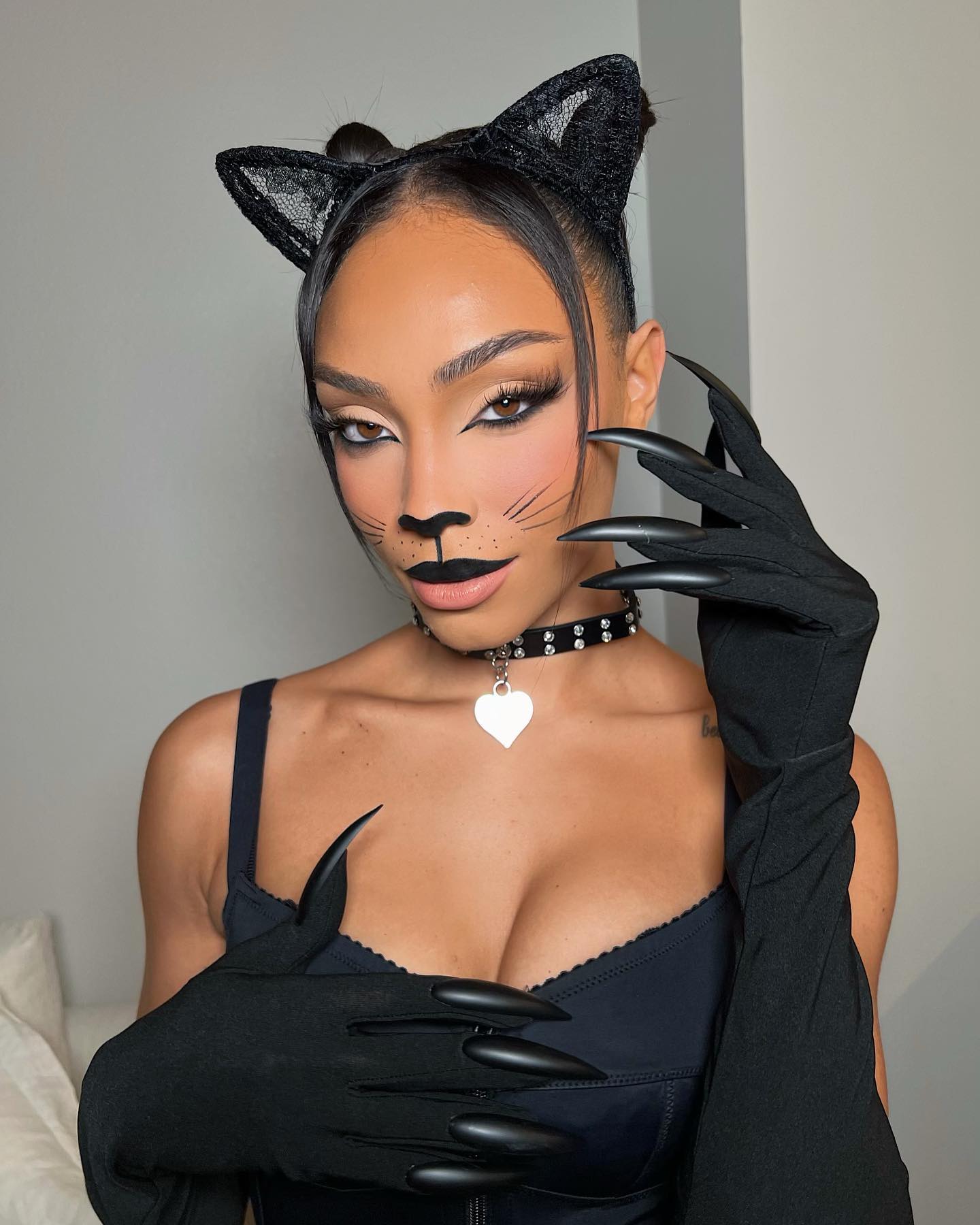 Cat Eyes Halloween | Beauty Birdie