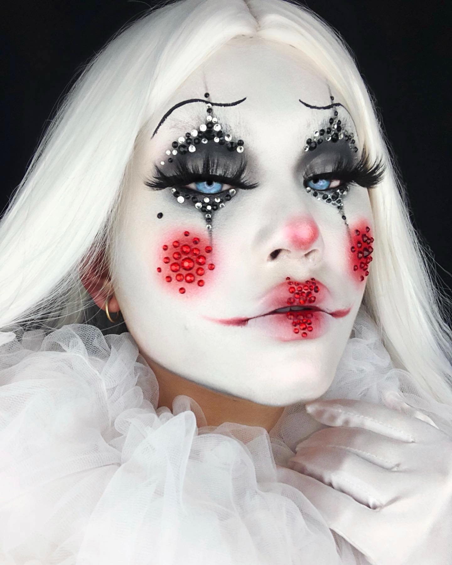 Clown Makeup | Beauty Birdie