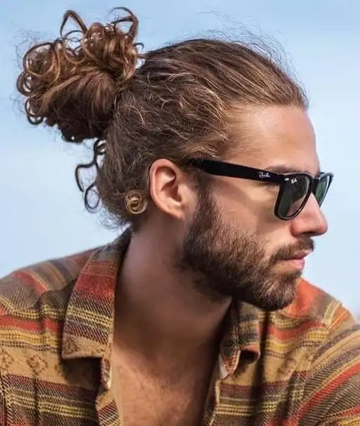 Curly Man Bun | Beauty Birdie