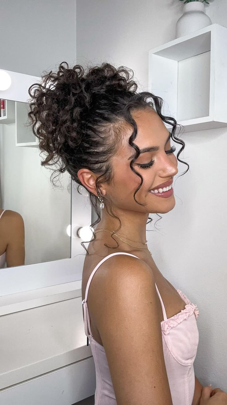 Curly Messy Bun | Beauty Birdie