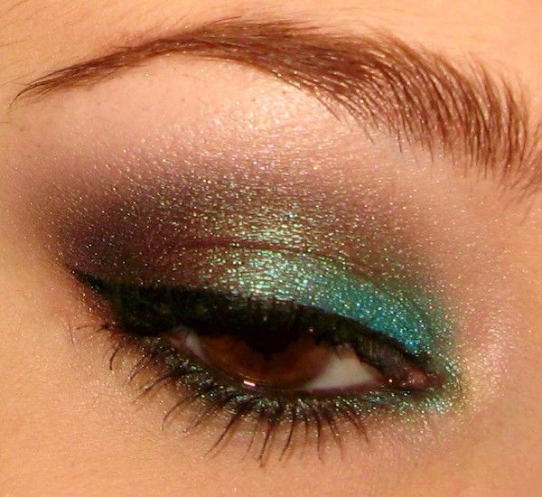 Earthy Green Makeup | Beauty Birdie