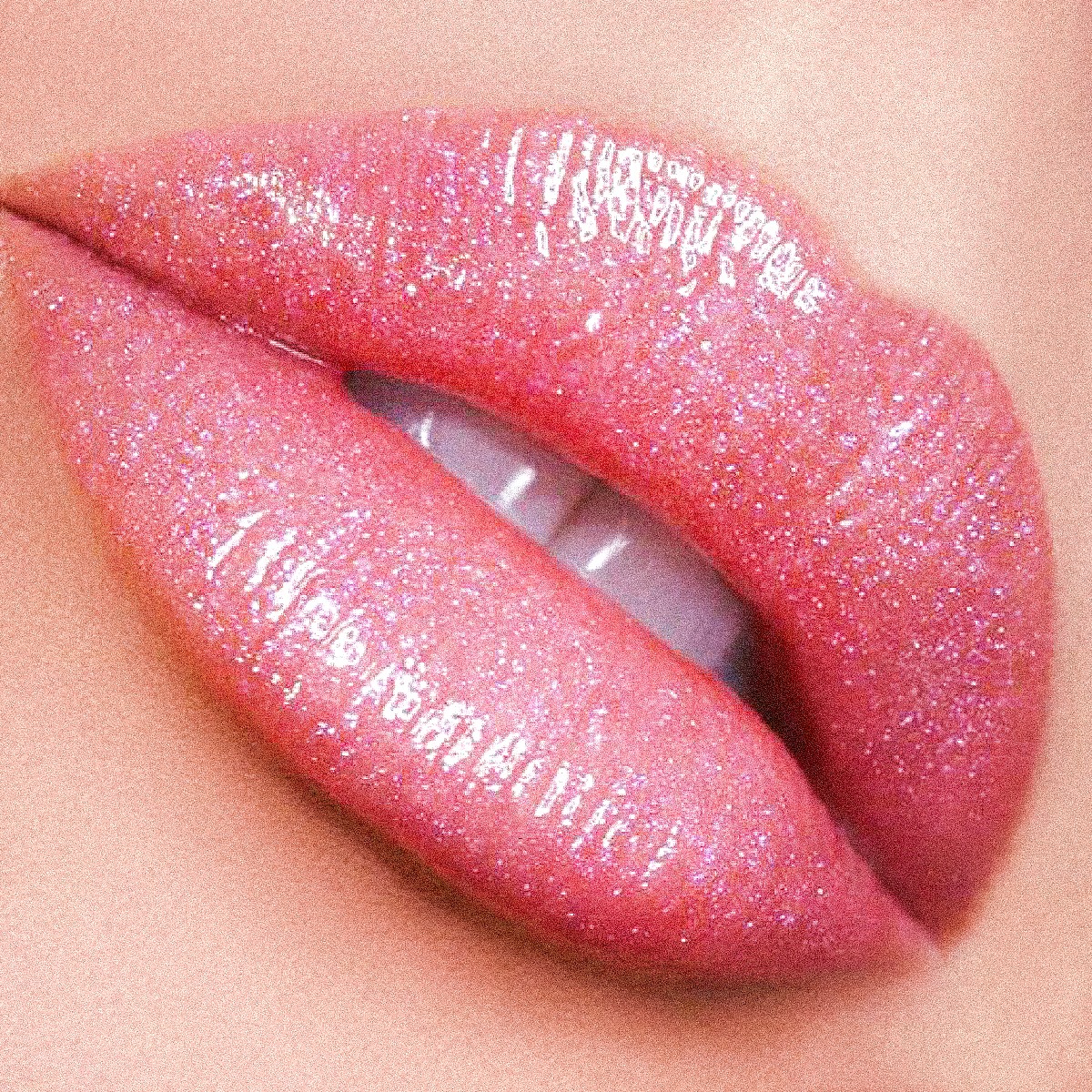 Glossy Pink Lips | Beauty Birdie