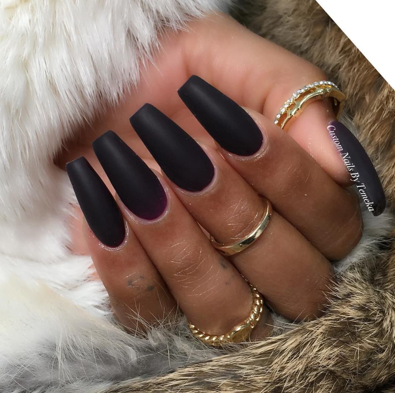 Matte Black Nails blackwomen | Beauty Birdie