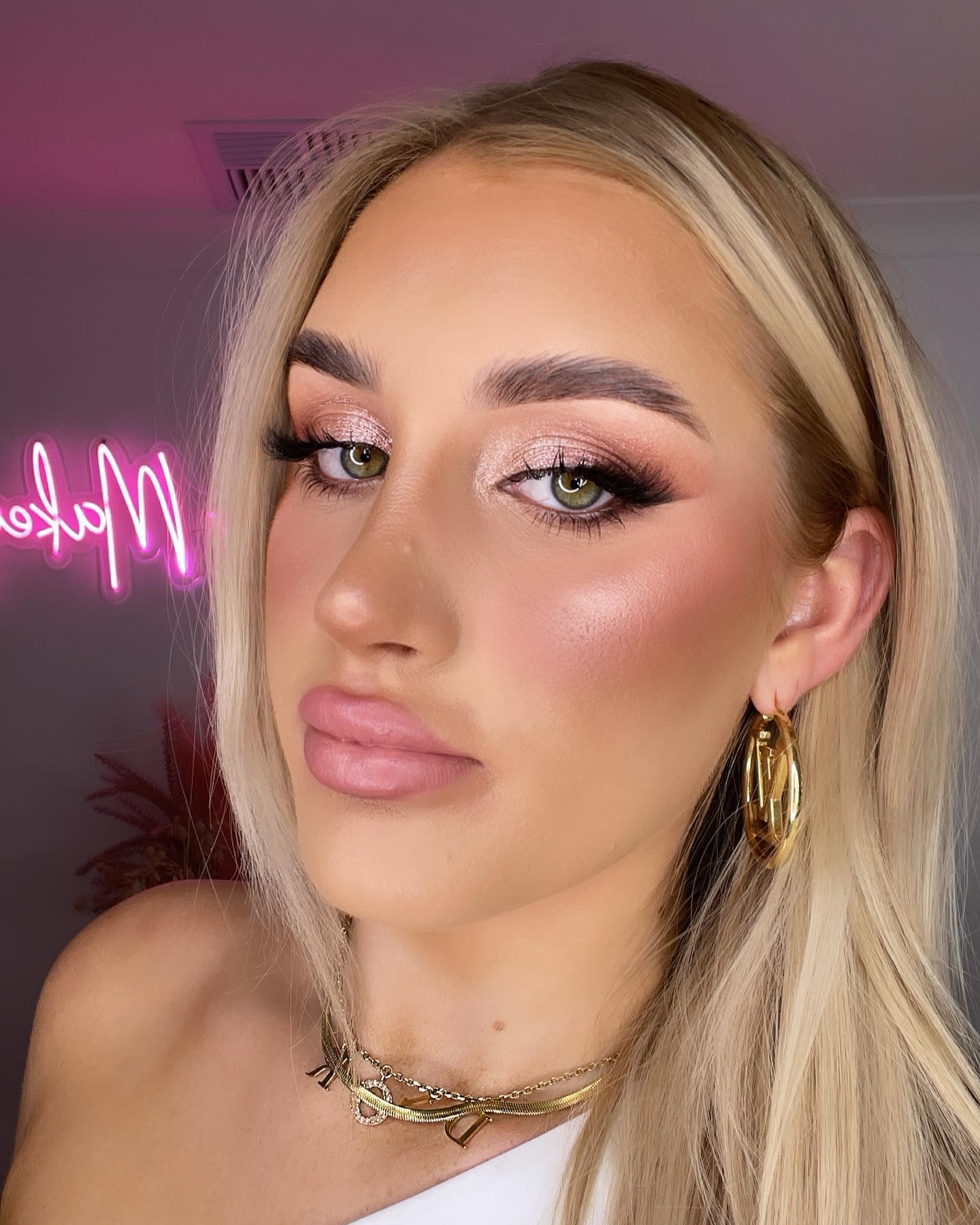 Rose Gold Glam | Beauty Birdie