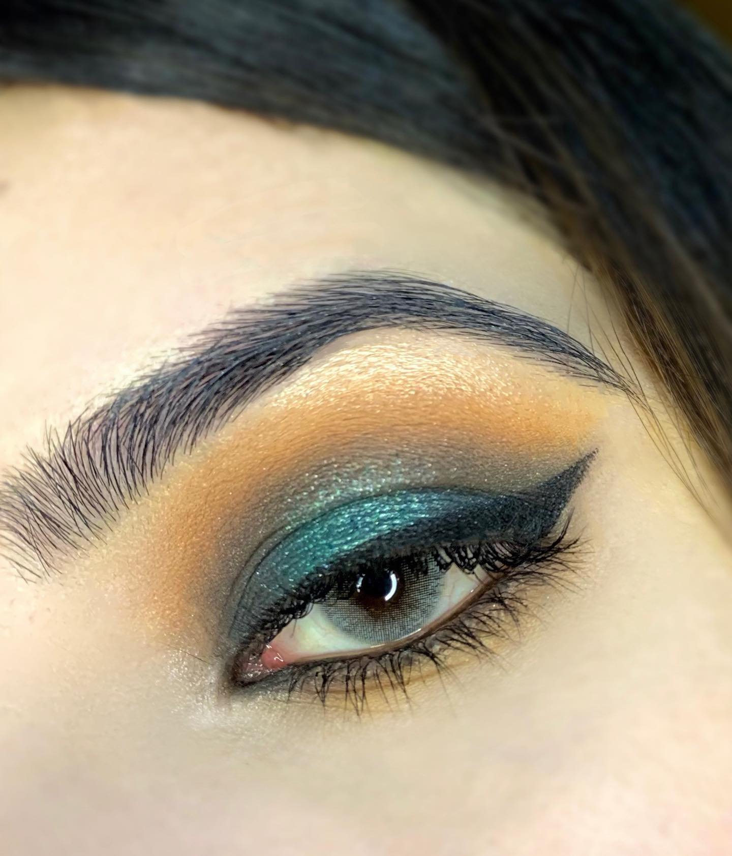 Smoky Green Eyes | Beauty Birdie