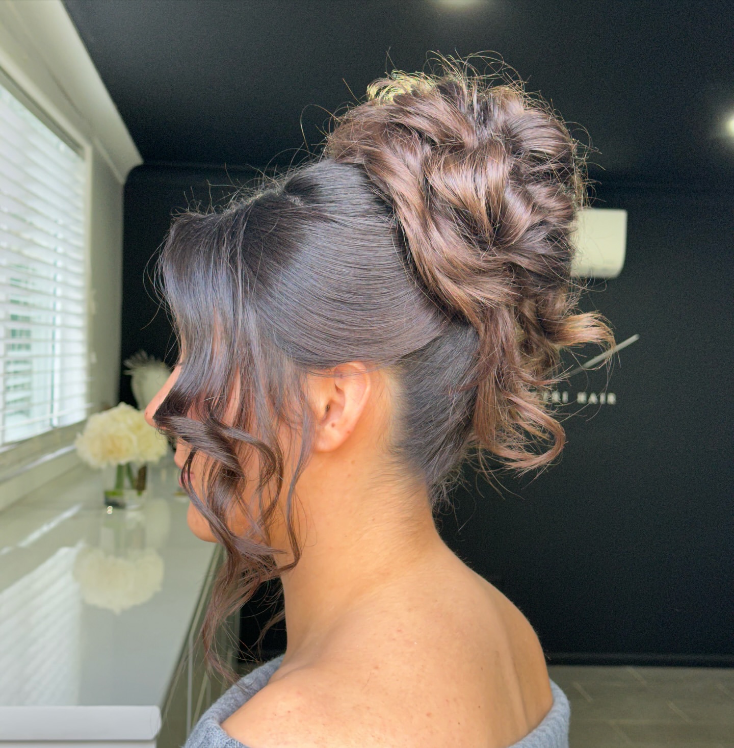 Soft messy high bun | Beauty Birdie