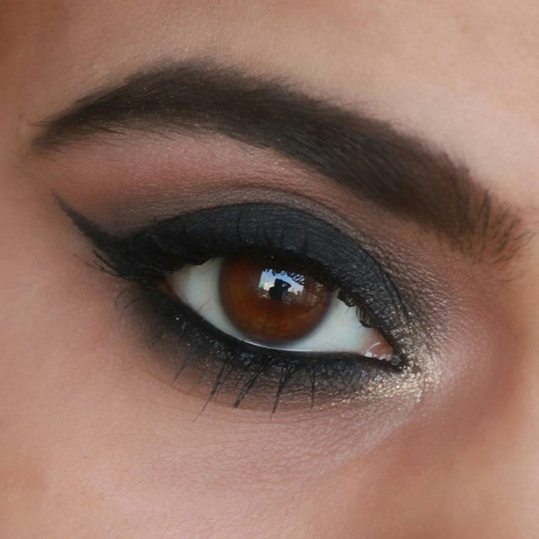 black smoky makeup for brown eyes | Beauty Birdie