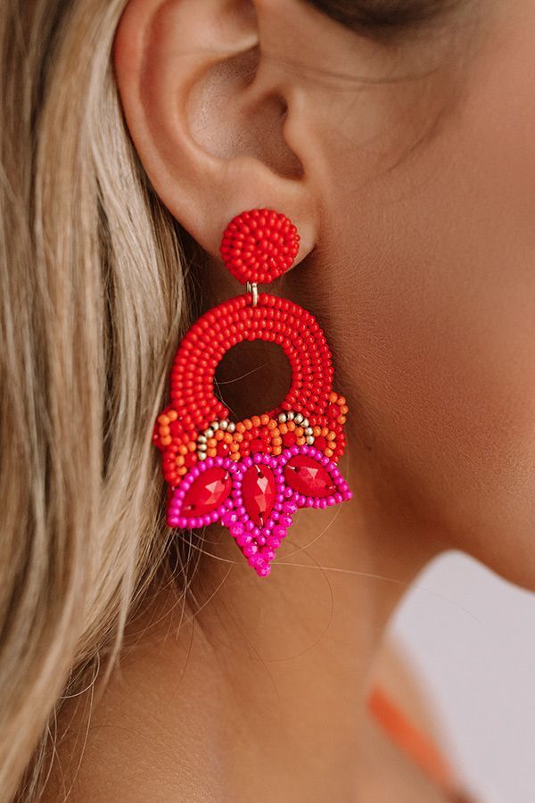 bold earrings blonde | Beauty Birdie