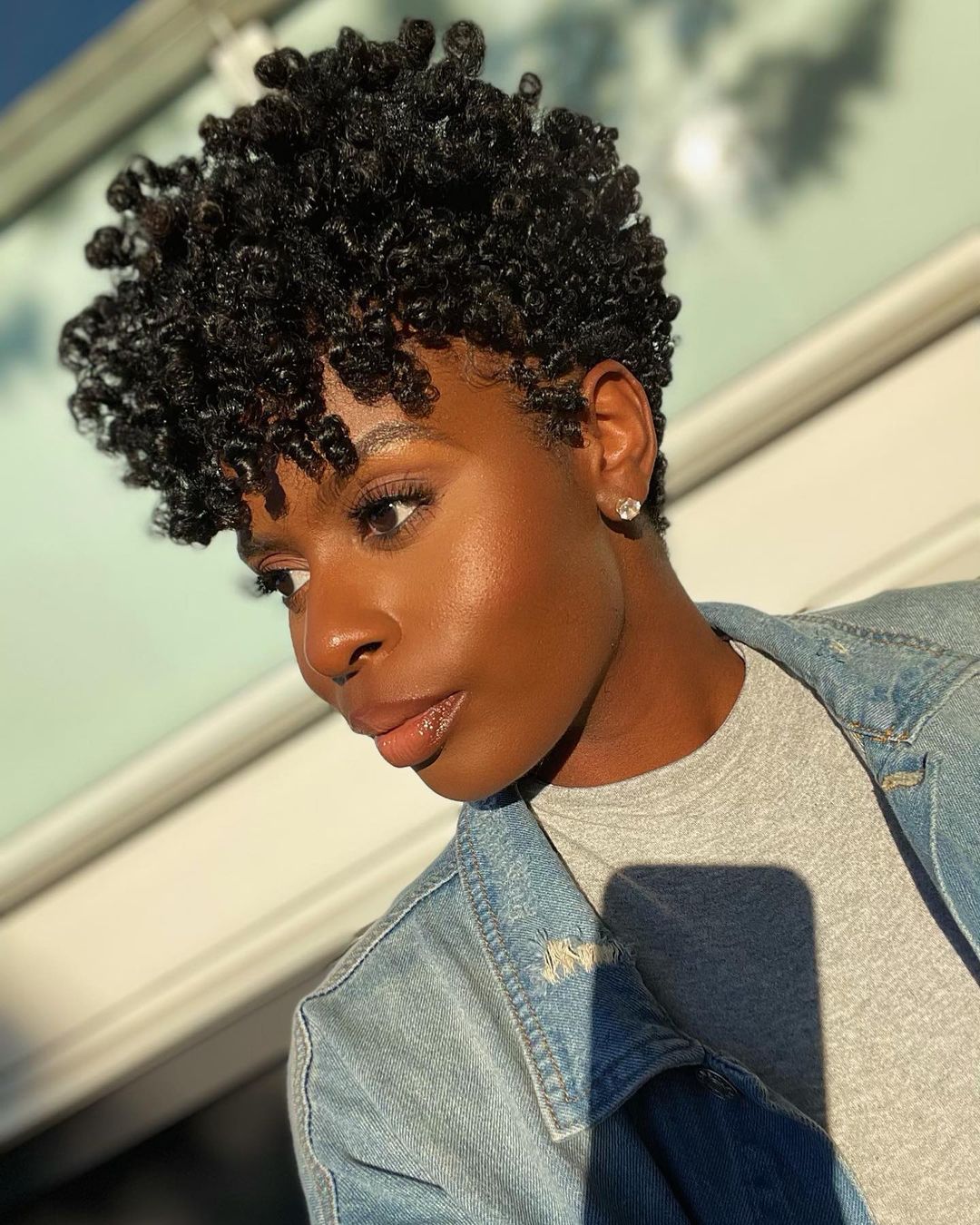 curly short hair | Beauty Birdie